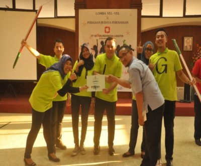 31 Agustus 2017 lomba Yel-yel SILOG & Peragaan Budaya Perusahaan, sebagai pemenang I Biro Keuangan